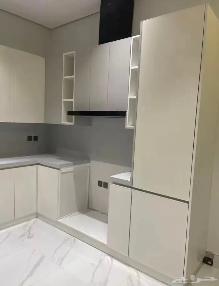 مطبخ تفصيل مودرن ألمنيوم حسب الطلب تصميم وتنفيذ احترافي 8