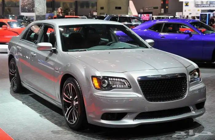 نوفر جميع قطع لبدي لسياره كرايزلر SRT C300 0