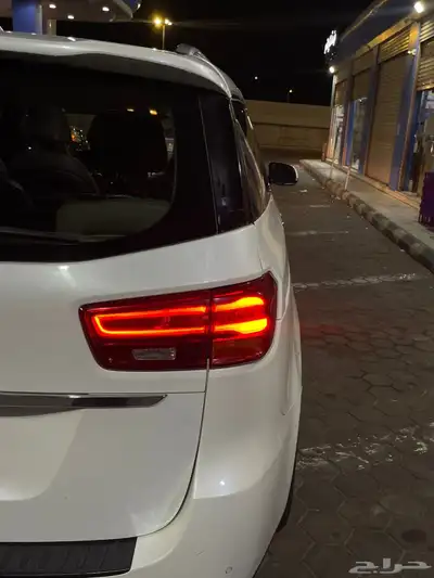 للبيع كيا كرنفال ديزل نظيفه شرط افحص وشوف 2019 9