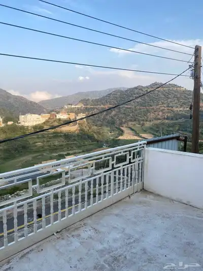 بيت دورين للايجار اليومي على طريق السودة 8