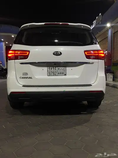 للبيع كيا كرنفال ديزل نظيفه شرط افحص وشوف 2019 4