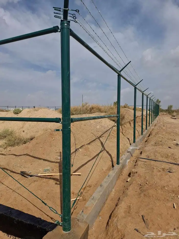 يوجد الدينا توريد وتركيب شبوك 3