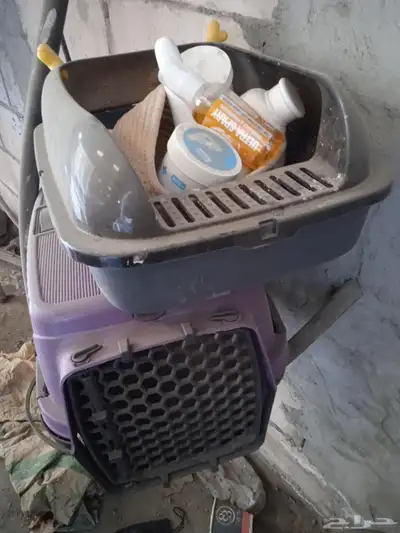 بيت قط مع كامل مستلزمات العنايه 0
