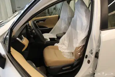 راف فور XLE 2025 7