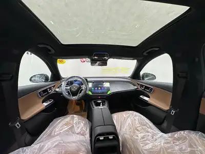 E200 2025 24