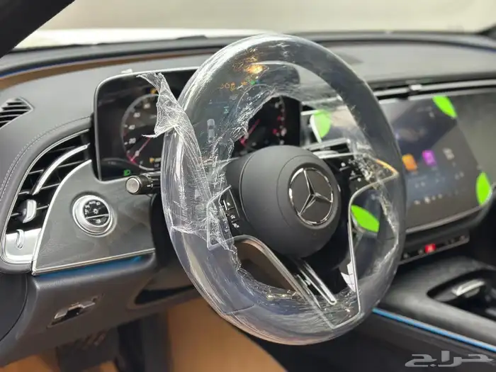 E200 2025تم البيع 12