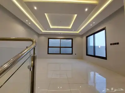 للبيع فله دبلكس دورين وملحق بالخميس حي درة الموسي 22