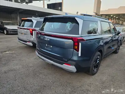 كيا كرنفال 2025 استاندر الاهليه 8