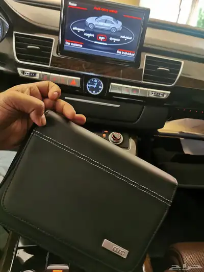 audi a8L 2012 4