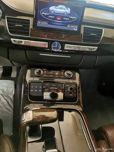 audi a8L 2012 5