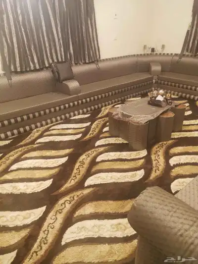 كنب مجلس رجال ونساء مع الفرش والستاير على السوم 2
