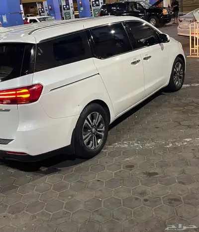 للبيع كيا كرنفال ديزل نظيفه شرط افحص وشوف 2019 7
