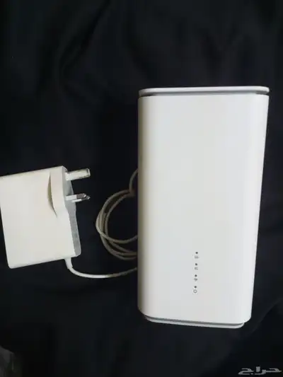 راوتر اوبو OPPO 5G CPE T1a يدعم جميع الشرائح. فهو جهاز توجيه 1
