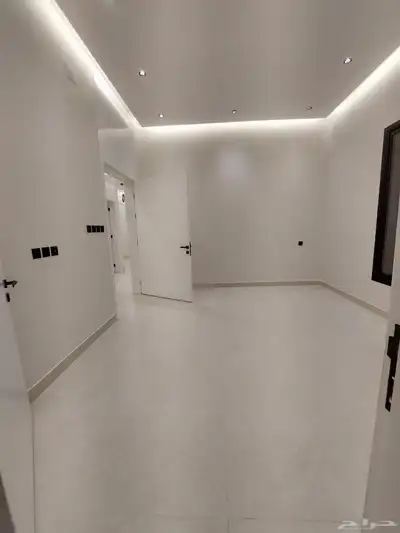 للبيع ابها المحاله روف دور ثاني وملحق مداخل خاصه 5