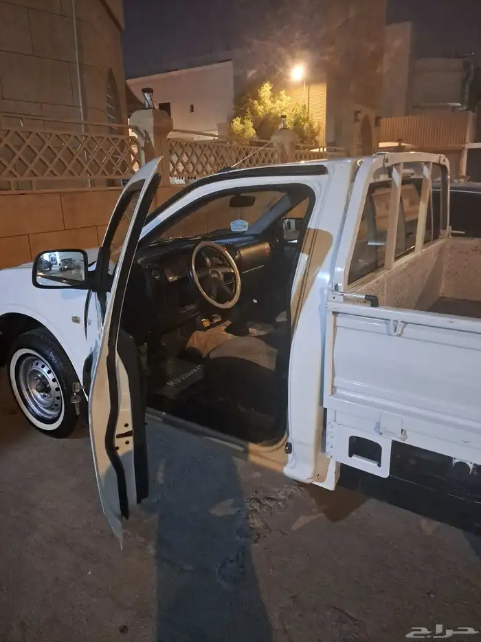 وانيت جوانب إيسوزو 2013السياره للبيع ما تحتاج اي مصاريف نهائ 1