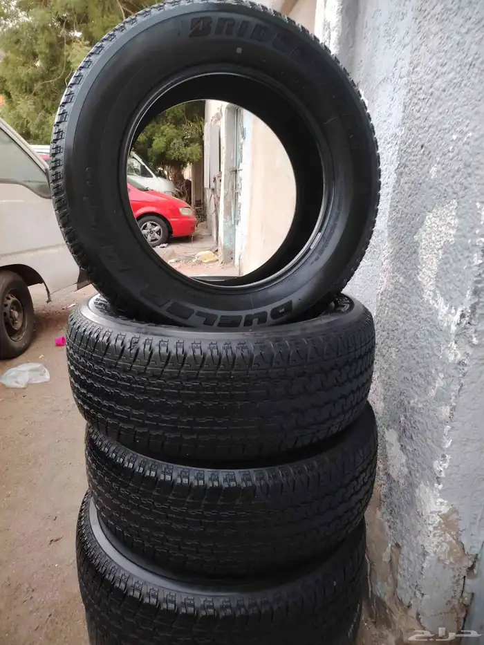 يوجد كفرات ياباني برجستون للتواصل 1