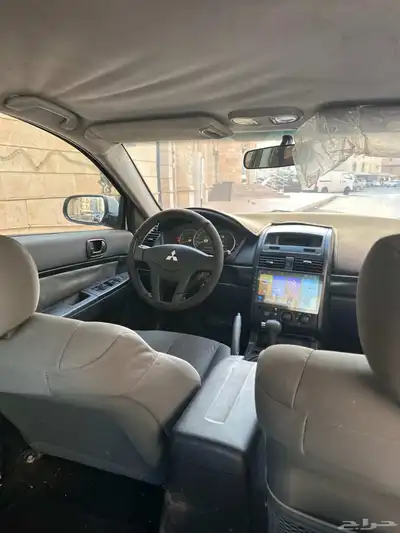 مستبيشي جلنت 2011 4