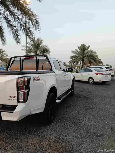 أيسوزو ديماكس GT 2023 4
