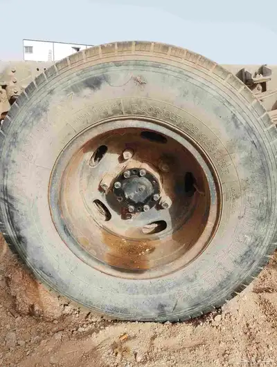 دينا متسوبيشي للبيع تشليح دفرنس قير مكينه جنوط موديل 2004 4