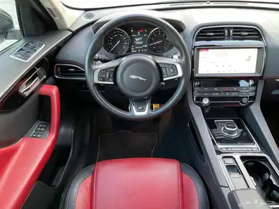جاكوار F-PACE R-SPORT 2020 17