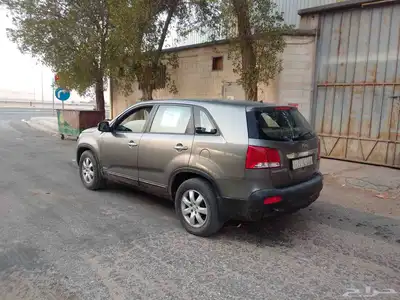 كيا سرنتوا موديل 2012 6