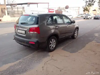 كيا سرنتوا موديل 2012 4