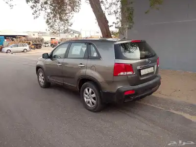 كيا سرنتوا موديل 2012 3