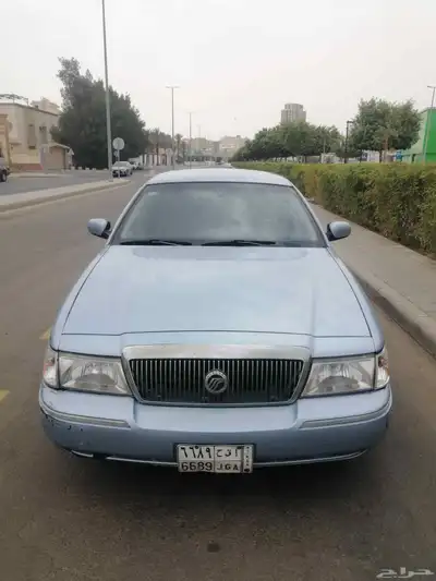 فورد كراند ماركيز2004 2