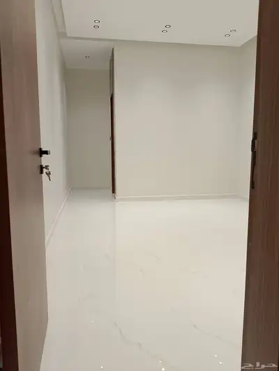 للبيع فيلا منفصله ضاحيه الملك فهد الدمام جديده مطلوب 1150 12