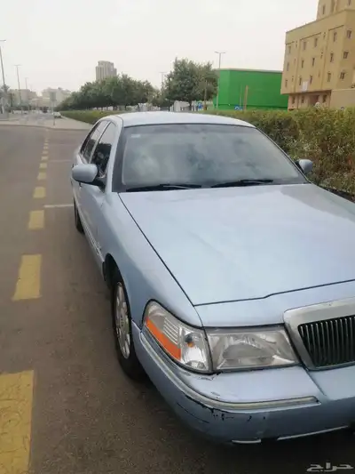 فورد كراند ماركيز2004 0