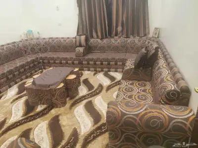كنب مجلس رجال ونساء مع الفرش والستاير على السوم 7