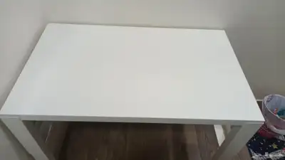 3 مكاتب و كرسين 6