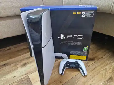 بلاستيشن فايف ps5 1300 ريال 0