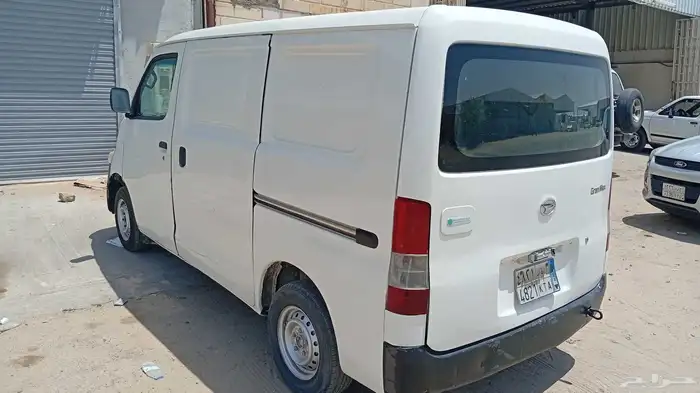 ديهاتسو دباب 2010 1
