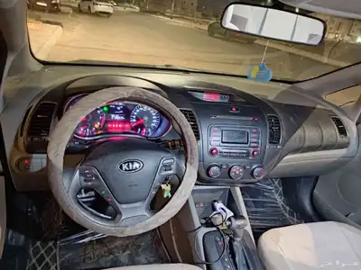 كيا سيراتو موديل 2015 نص فل 4