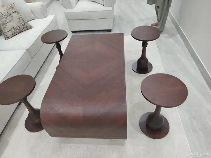 طاولة قشر الجواز 1