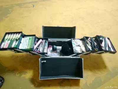 شنطه جديده جدا جدا نظيفه وخالي من العيوب للبيع 3