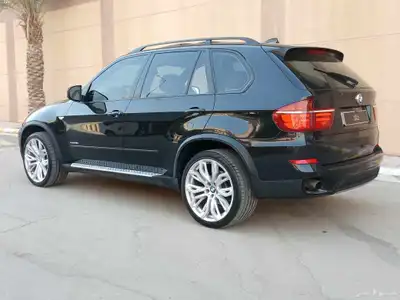 بي ام دبليو ( 2011 ) X5 فل كامل نظيف بحالة ممتازة 8