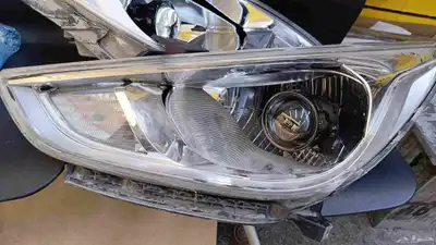عدسات السيارات انوار زنون محولات شمعات اسطبات تفصيل اصلاح نو 10