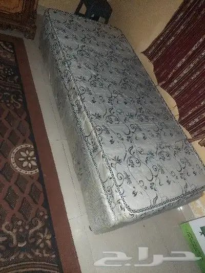 غرفة نوم كاملة مع المرتبة مضغوط طبي وسريرين مفرد 2