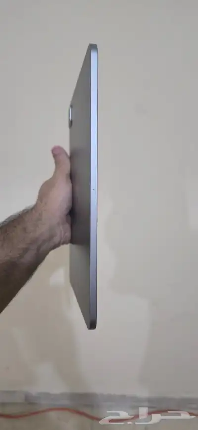 ايباد برو 2022 pro iPad مع حساب ببجي مستوى 81 مع كلان ماكس 4