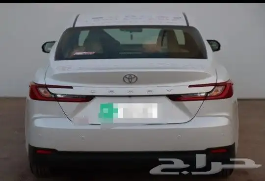 تيوتا كامري 2025 فئه E بنزين 3