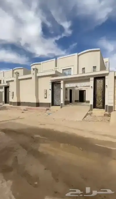 فيلا للبيع بالخرج حي الدانه 0