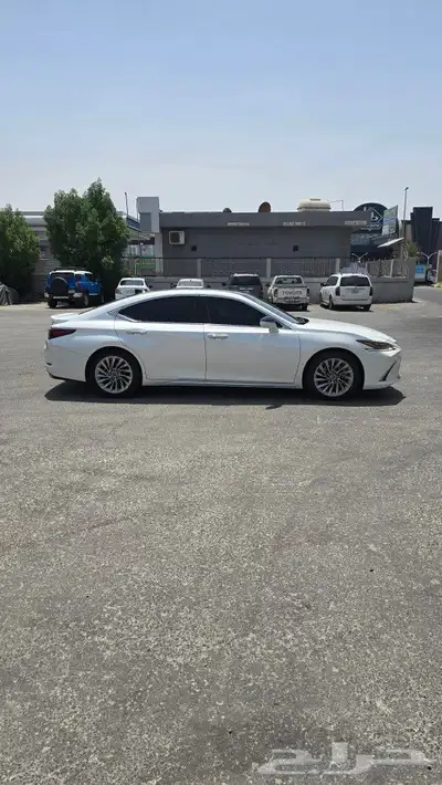لكزس es 350 dd فل كامل 2021 2