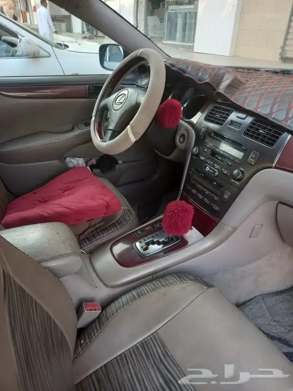 سيارة لكزس موديل 2004 6