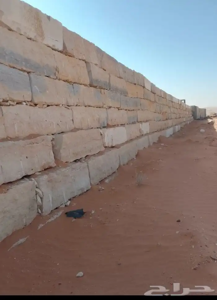 مقاول حجر اصفر وتركيب النوع الشبوك وتركيب مجالس حجر الرياض 5