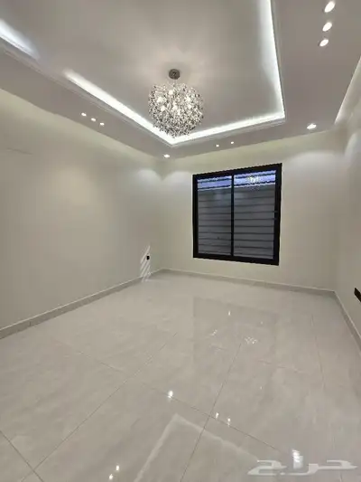 للبيع أدوار ارضيه وسيعهVIP حوش ومدخل سياره 6غرف أبها المحالة 8