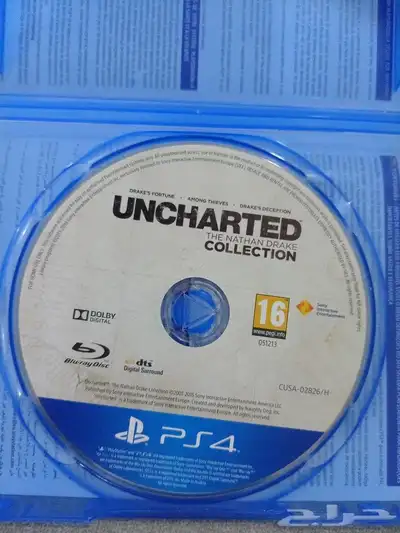 للبيع أشرطة PS4 بحالة ممتازة استخدام أقل من شهر فقط 1. 1