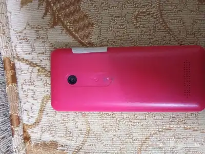 جوال نوكيا شغال بس مافي بطاريه 6