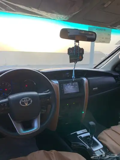 للبيع سيارة فورشينر 2020 4